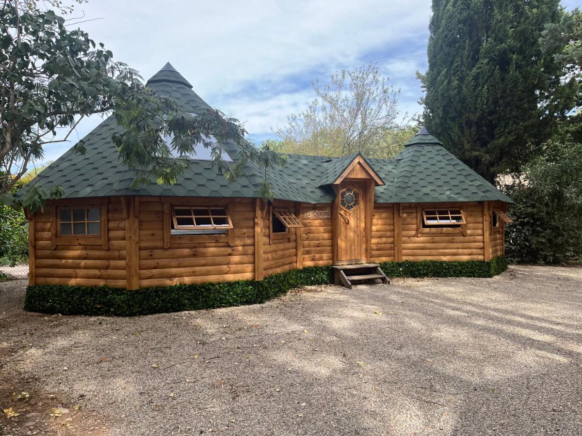Les Hebergements Insolites Taradeau Exterior foto